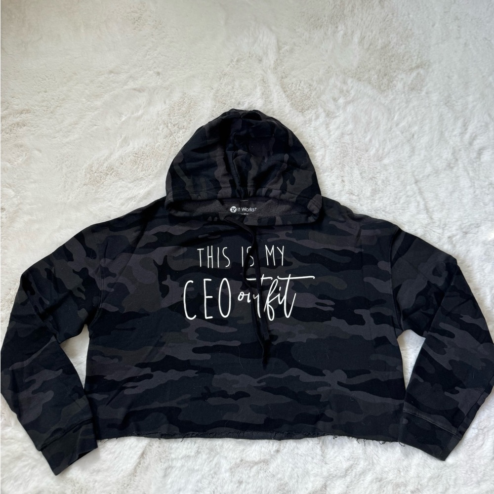 Itworks Crop Camo CEO Hoodie